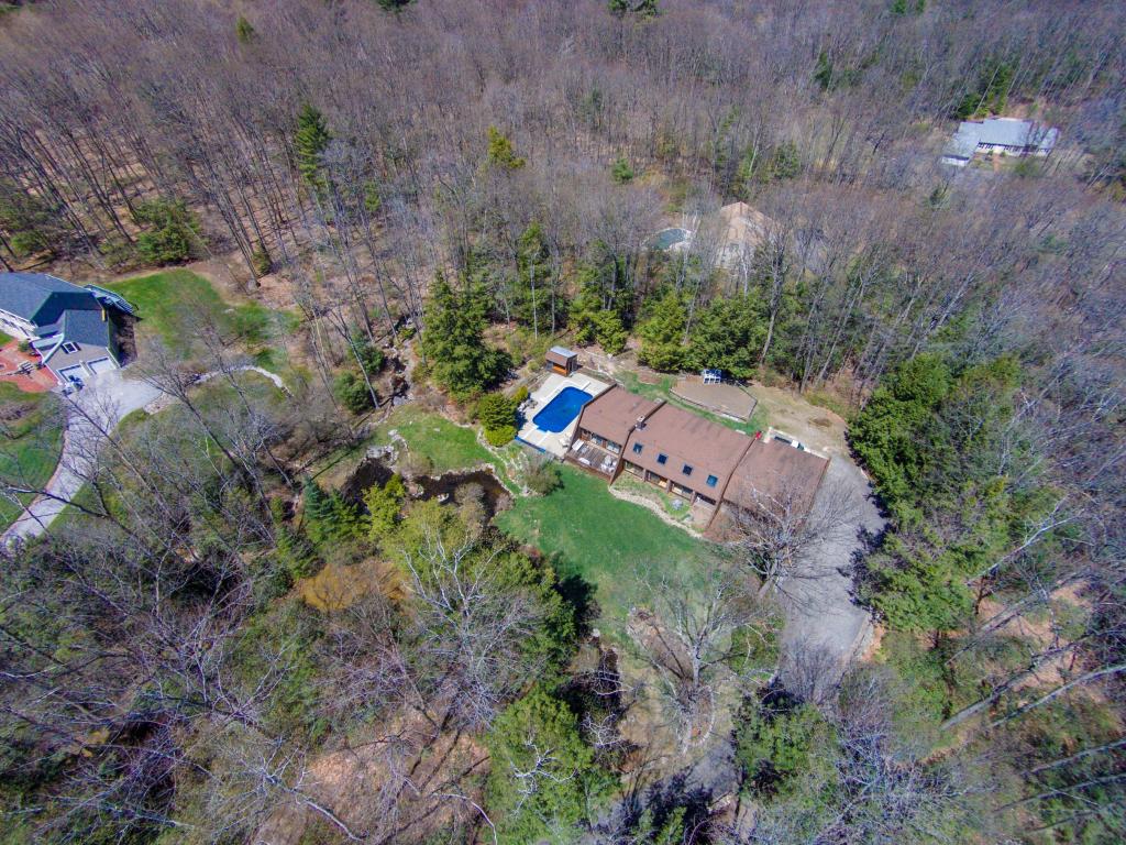 67 Birkdale Road Bedford, NH 03110 - Photo 8 of 32 Gallery Image 8