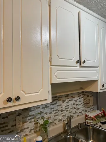 $269,900 | 190 Oakwood Circle, Stockbridge, GA 30281