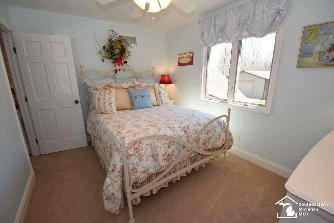 3967 West Rauch Petersburg, MI 49270 - Photo 29 of 37 21131025-28.JPG