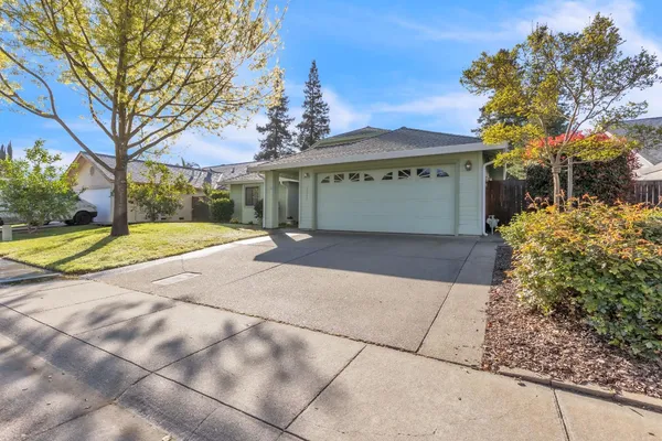 $897,000 | 2640 Albany Avenue, Davis, CA 95618