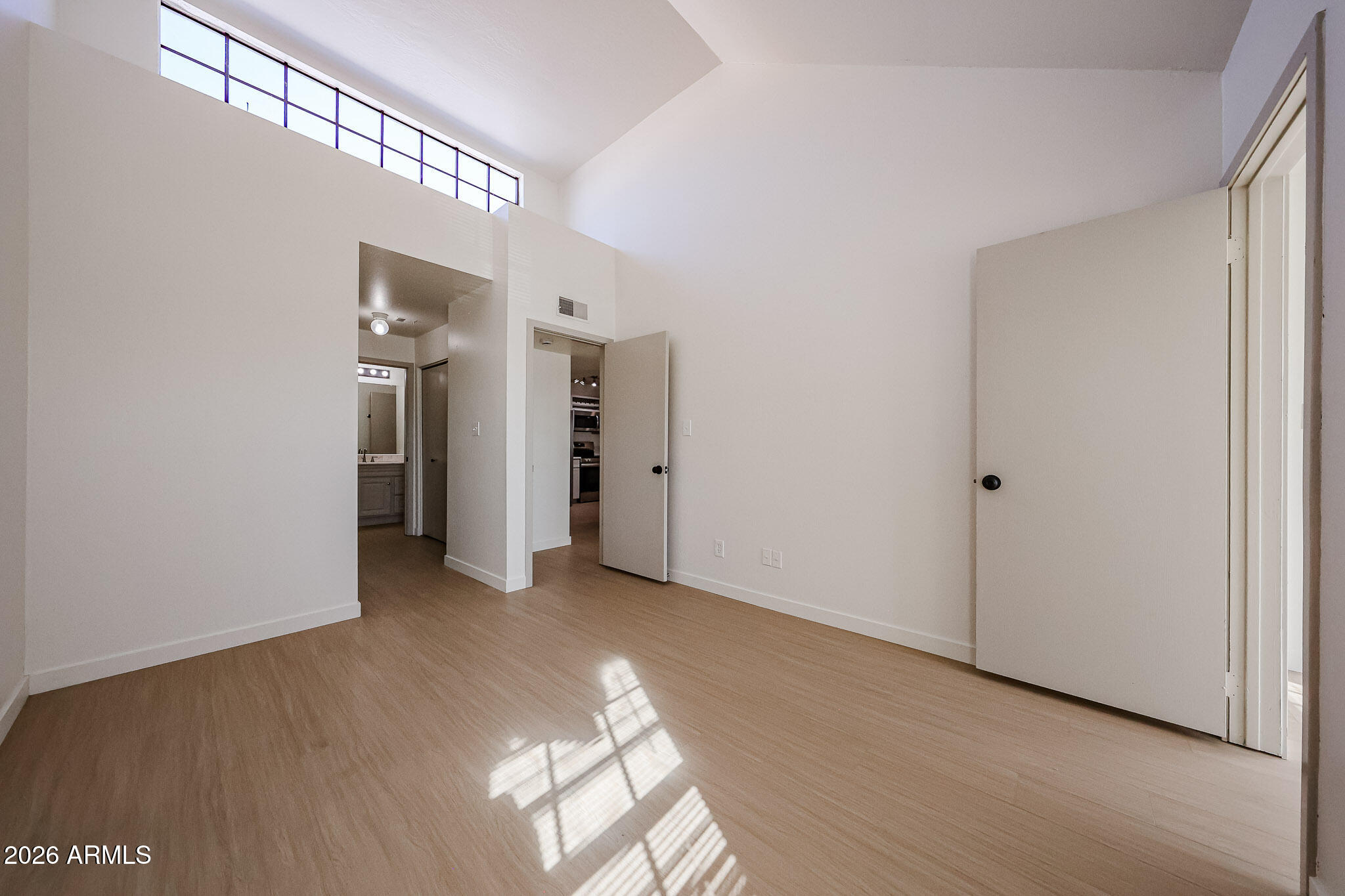 1126 West Elliot Road, Unit 2040 Chandler, AZ 85224 - Photo 14 of 27 Primary Bedroom