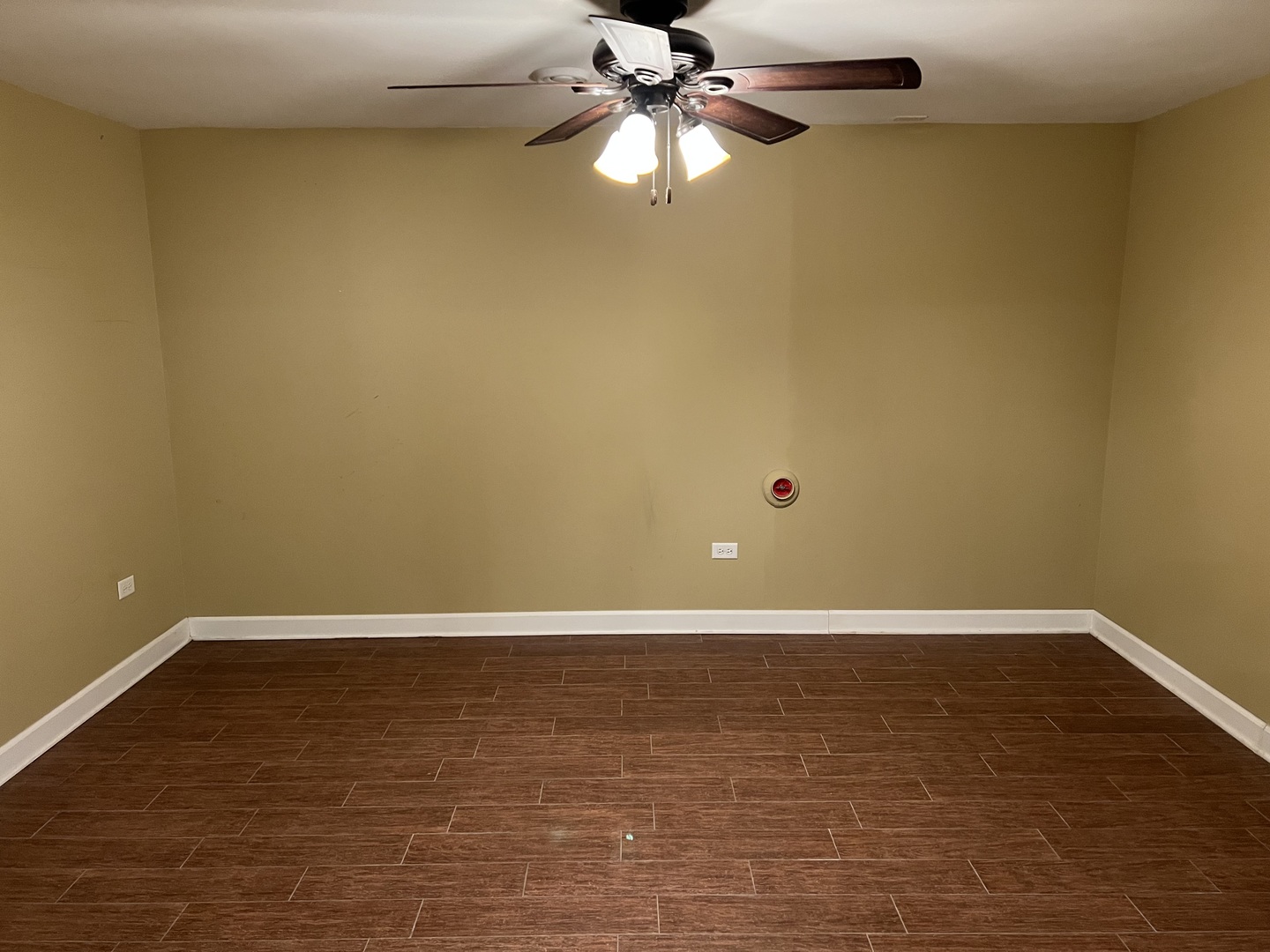 26112 Mapleview Drive Plainfield, IL 60585 - Photo 24 of 28 a view of an empty room