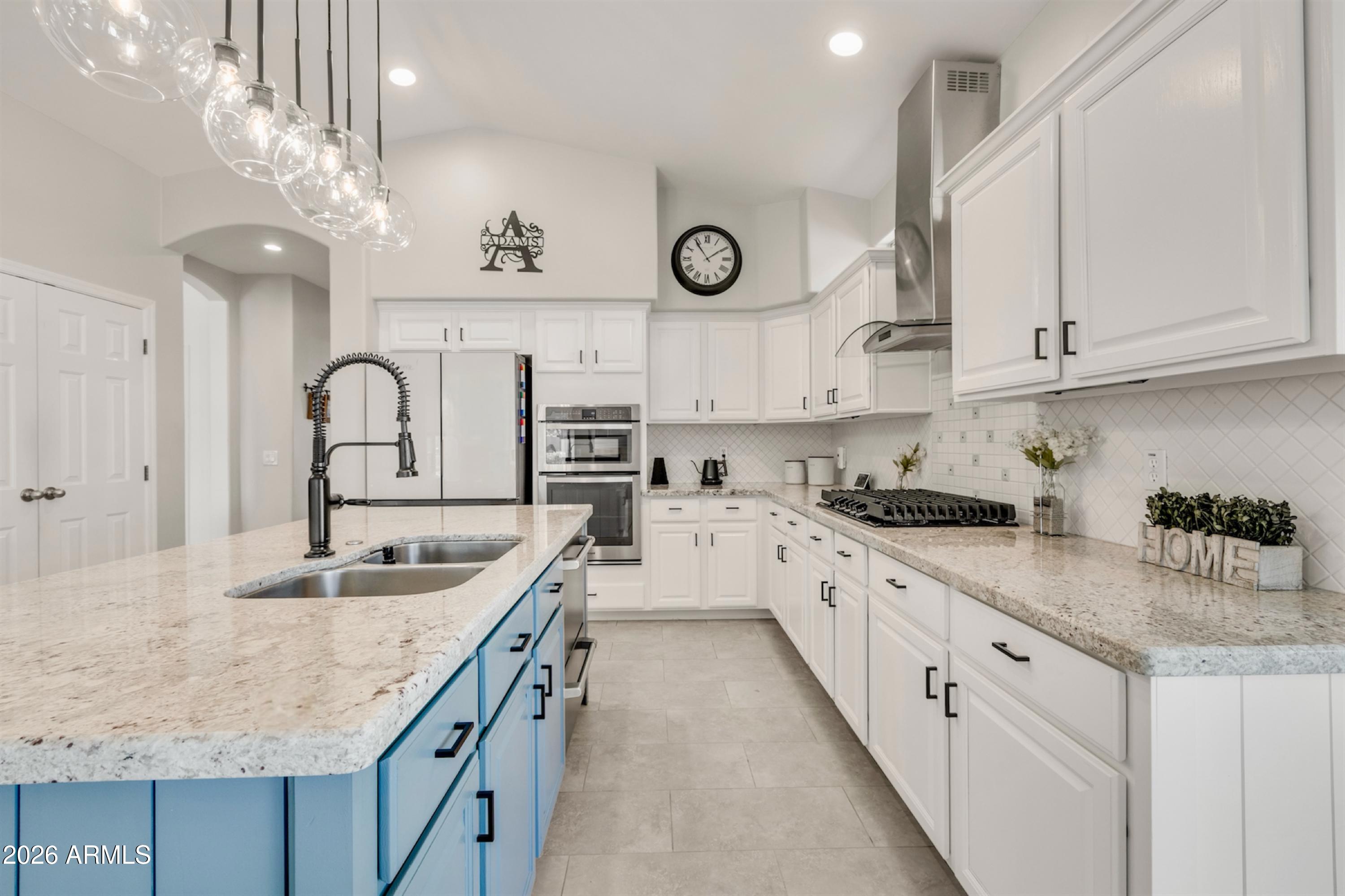 2047 East Victor Road Gilbert, AZ 85296 - Photo 13 of 56 Kitchen