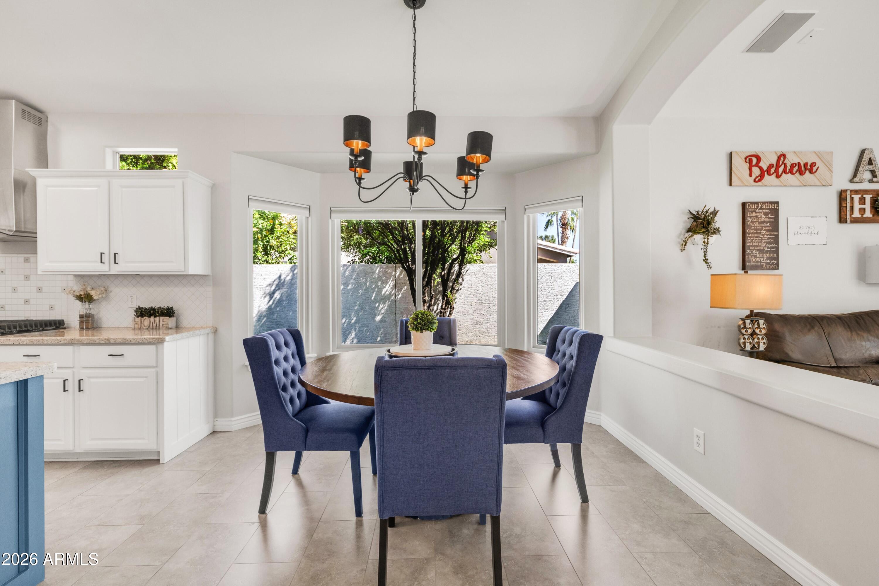 2047 East Victor Road Gilbert, AZ 85296 - Photo 14 of 56 Breakfast Nook