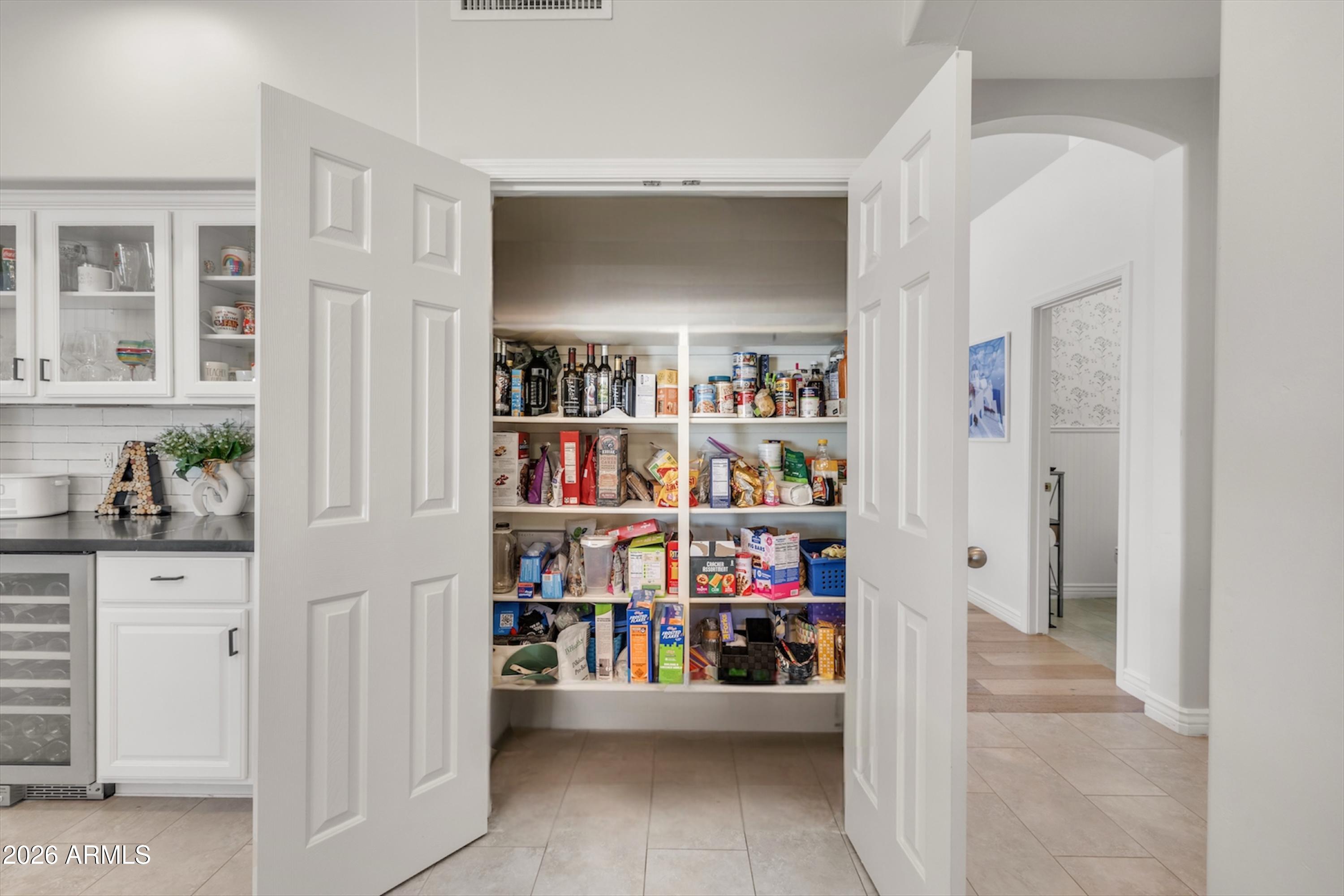 2047 East Victor Road Gilbert, AZ 85296 - Photo 15 of 56 Kitchen Pantry