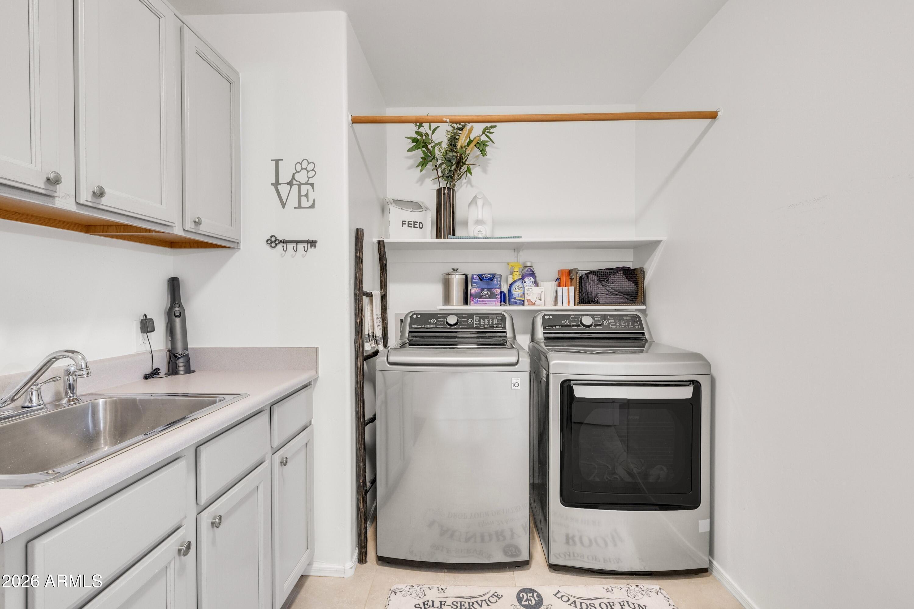 2047 East Victor Road Gilbert, AZ 85296 - Photo 45 of 56 Laundry