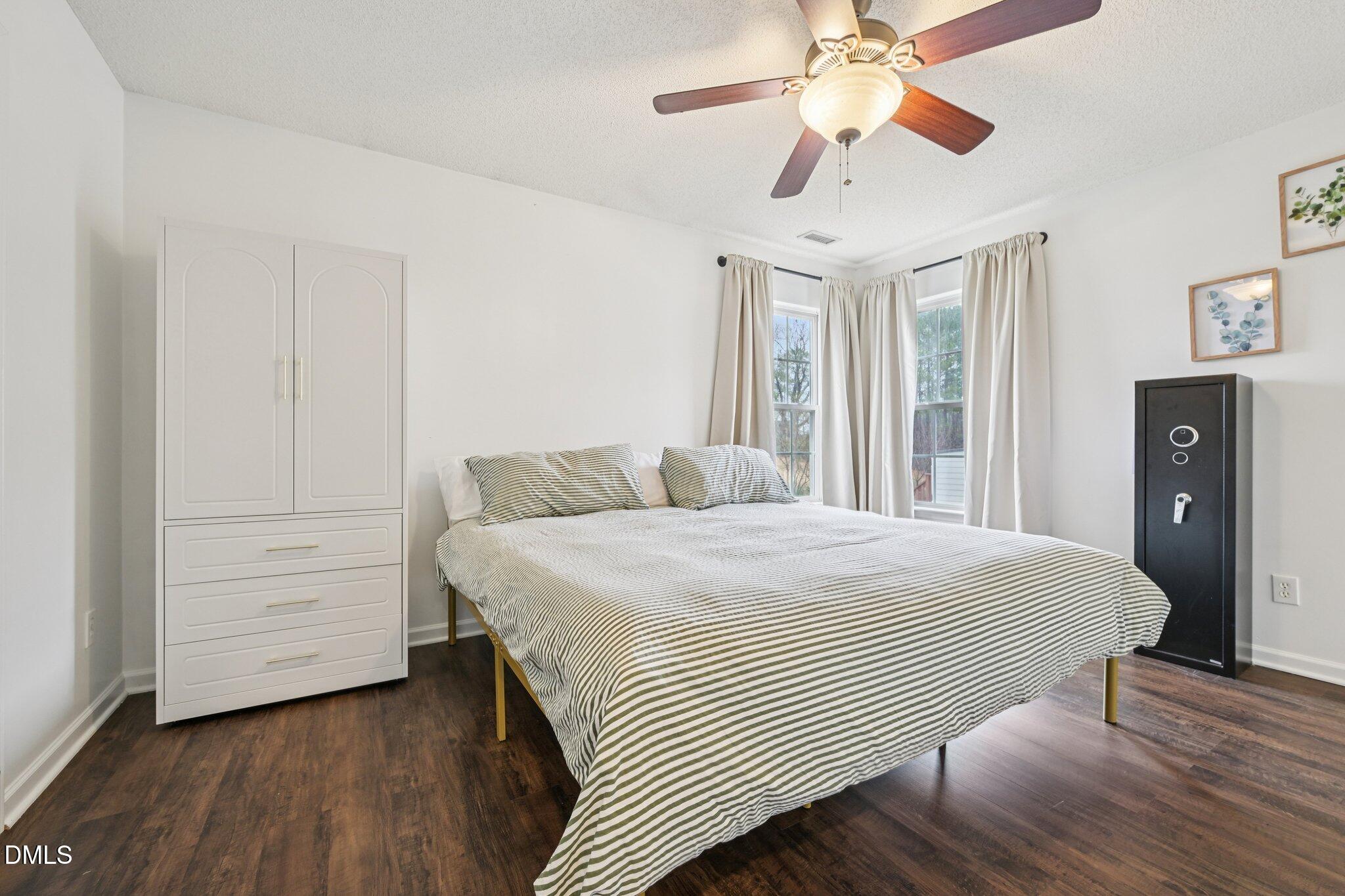 5004 Silverdene Street Raleigh, NC 27616 - Photo 25 of 34 25-web-or-mls-Silverdene St-S2802-025