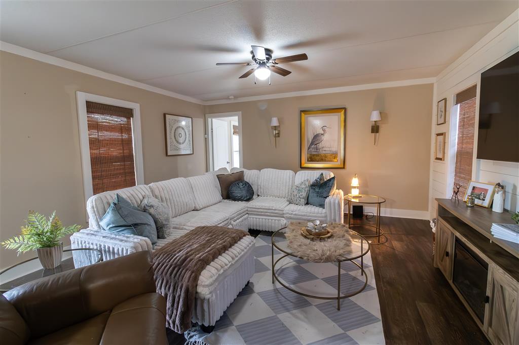 2737 Oliver Road Westlake, LA 70669 - Photo 21 of 24 Gallery Image 21