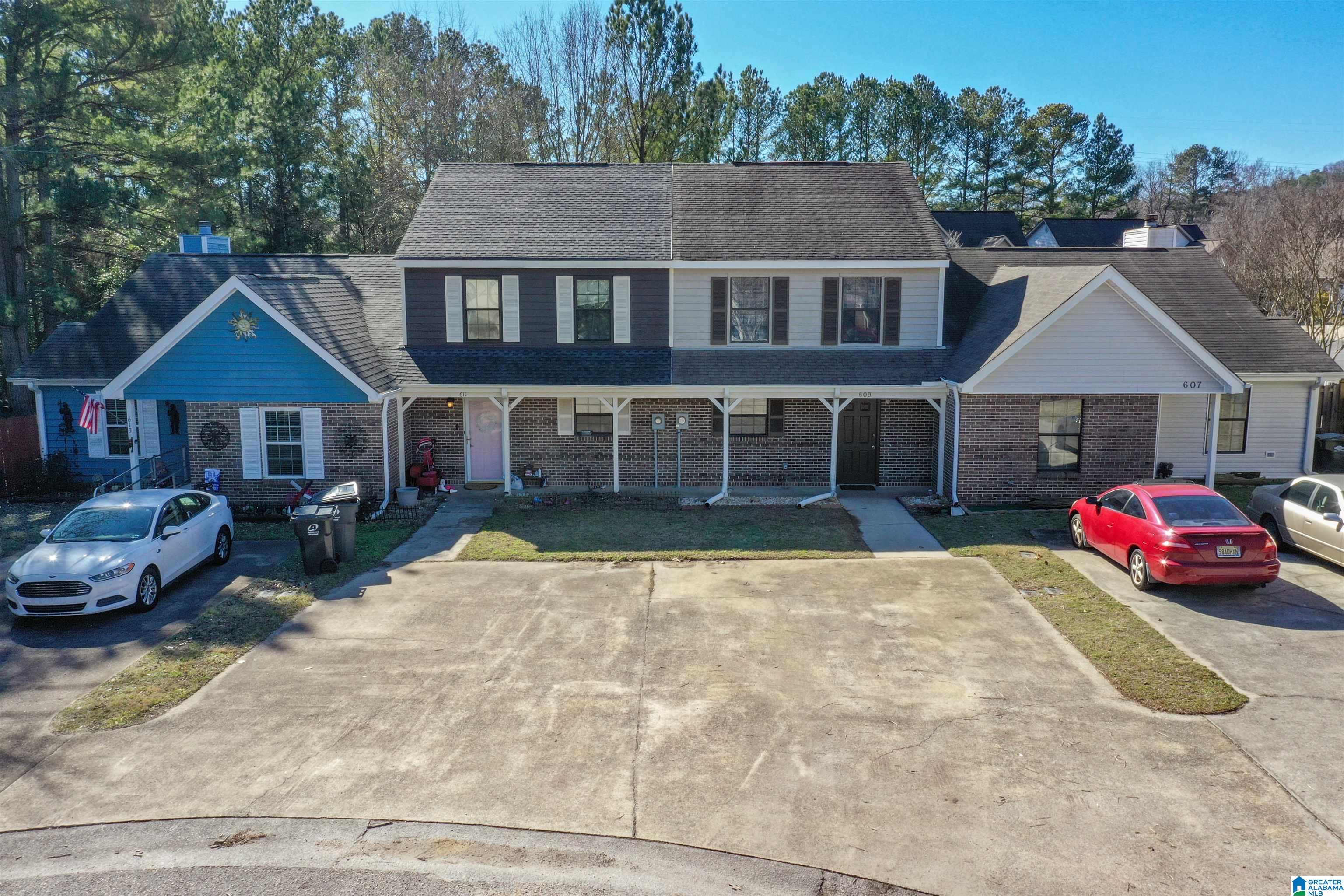 609 Cahaba Manor Trail Pelham, AL 35124 - Photo 6 of 42