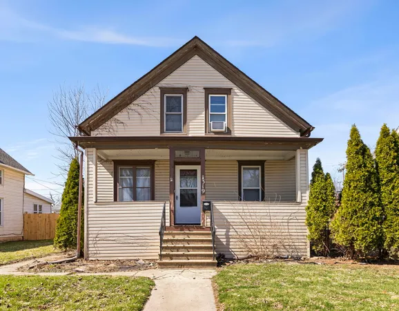 $135,000 | 319 South Willow Avenue, Joliet, IL 60436