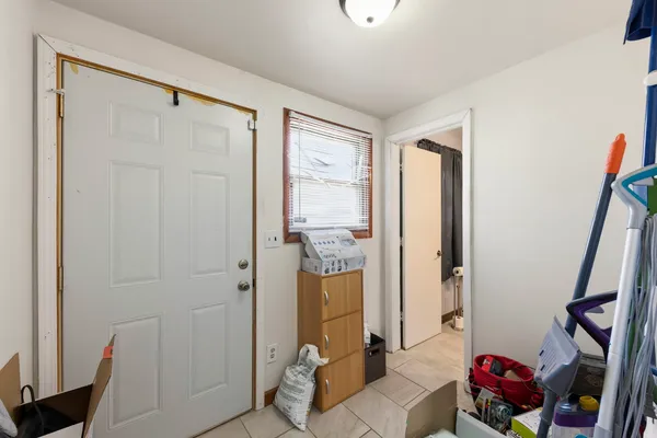 $135,000 | 319 South Willow Avenue, Joliet, IL 60436