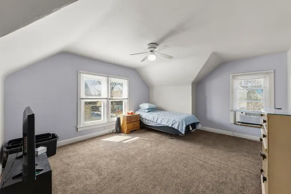 $135,000 | 319 South Willow Avenue, Joliet, IL 60436