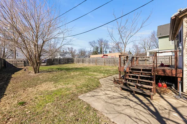 $135,000 | 319 South Willow Avenue, Joliet, IL 60436