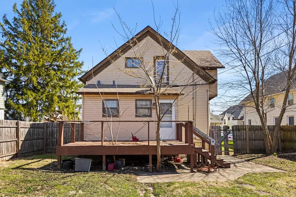 $135,000 | 319 South Willow Avenue, Joliet, IL 60436