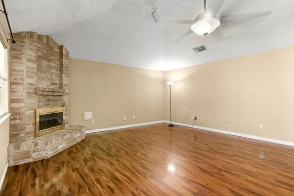$239,000 | 1209 Wildwood Drive, Deer Park, TX 77536