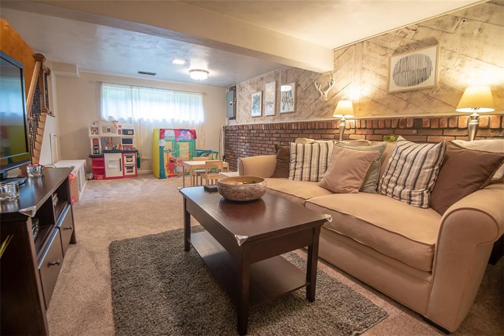 228 Hillendale Road Pittsburgh, PA 15237 - Photo 19 of 25 There is plenty of room to have multiple options for the space!