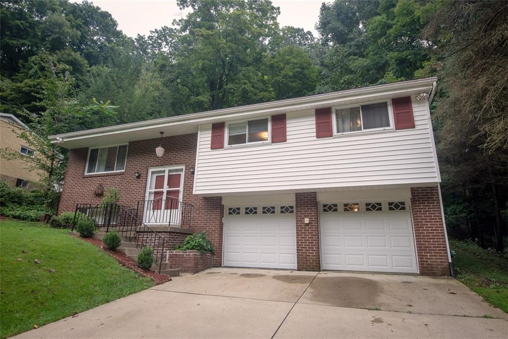 228 Hillendale Road Pittsburgh, PA 15237 - Photo 3 of 25 Such a great location! Minutes from 279 and Perry Highway, close to all amenities!