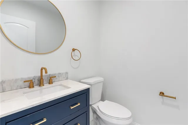 $3,850 | 8 Seabreeze Terrace, Warwick, RI 02886