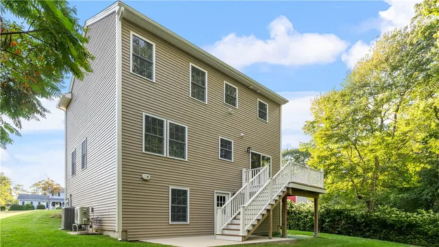 $3,850 | 8 Seabreeze Terrace, Warwick, RI 02886