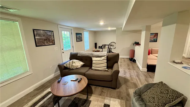 $3,850 | 8 Seabreeze Terrace, Warwick, RI 02886