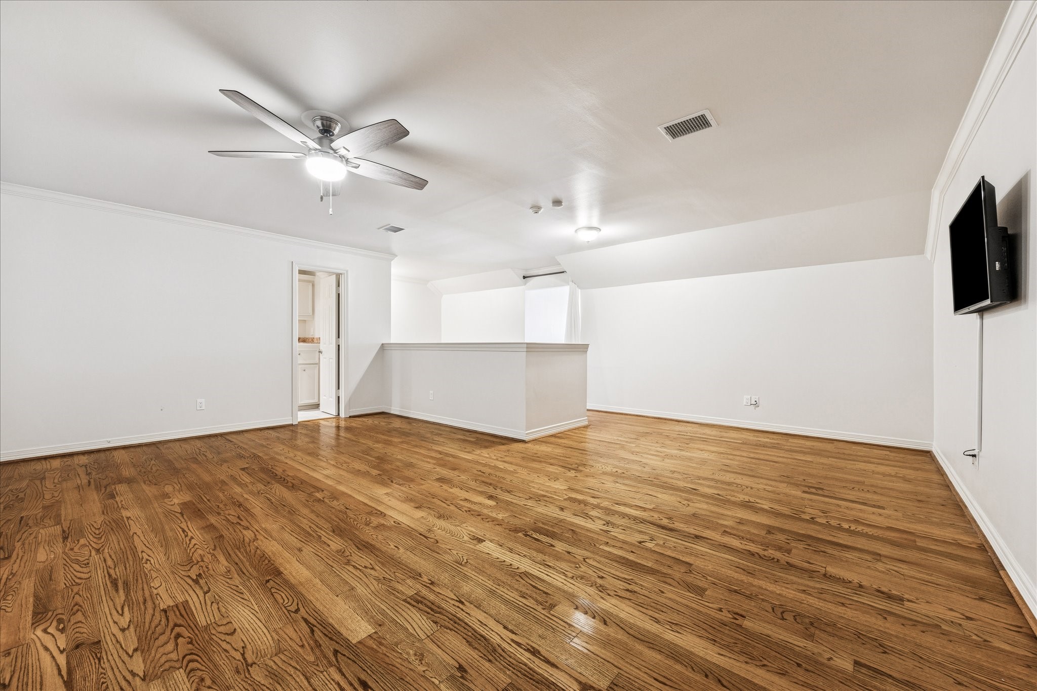 5823 Augusta Court Houston, TX 77057 - Photo 33 of 44