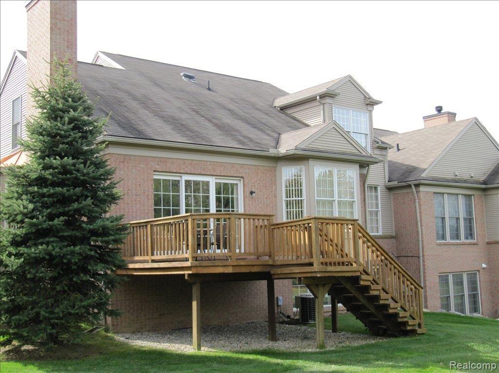 1631 Boulder Court Rochester, MI 48306 - Photo 2 of 10 Deck