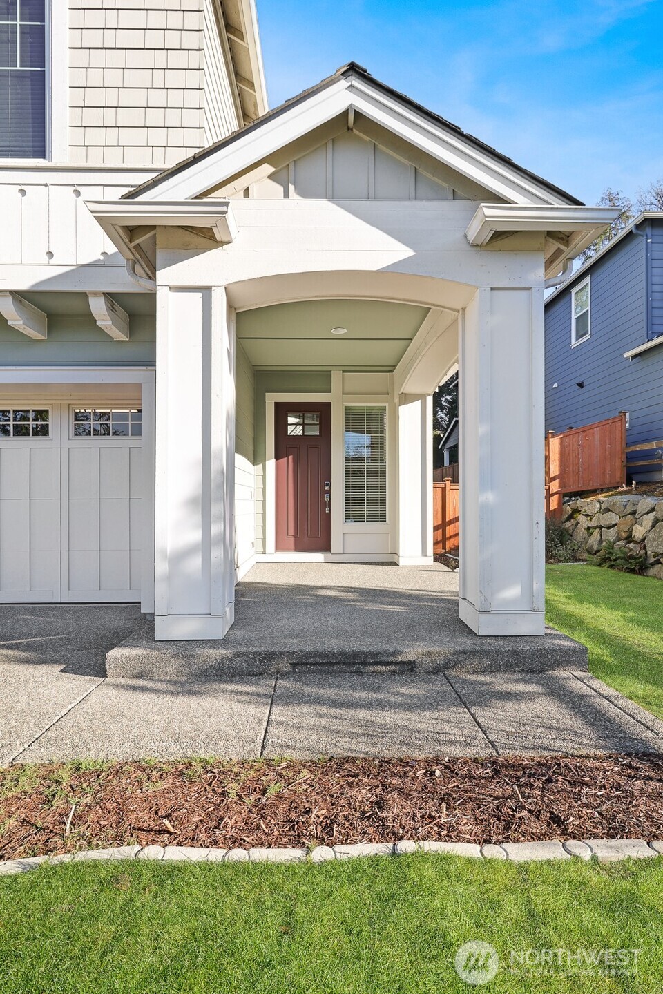 31340 43rd Place Southwest Federal Way, WA 98023 - Photo 3 of 28 a front view of a house with garden