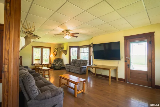 $489,000 | 1590 North Co Road 2980, Tennessee, IL 62374