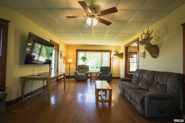 $489,000 | 1590 North Co Road 2980, Tennessee, IL 62374