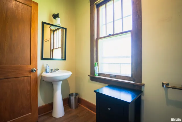 $489,000 | 1590 North Co Road 2980, Tennessee, IL 62374