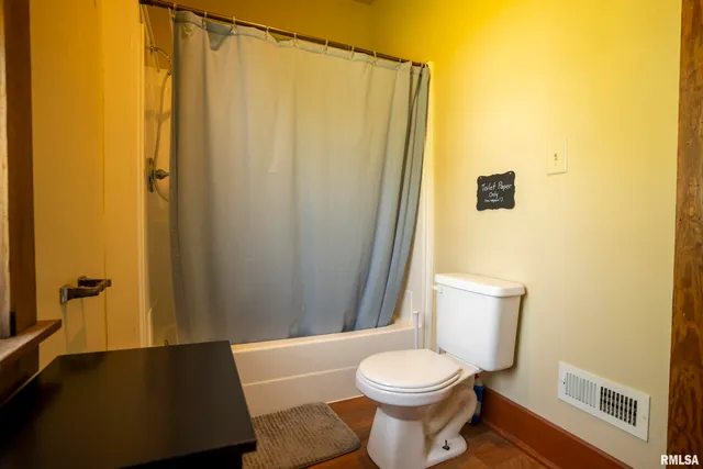 $489,000 | 1590 North Co Road 2980, Tennessee, IL 62374