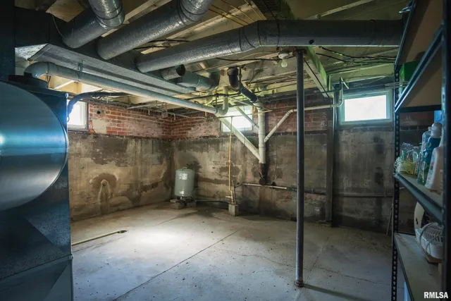 $489,000 | 1590 North Co Road 2980, Tennessee, IL 62374