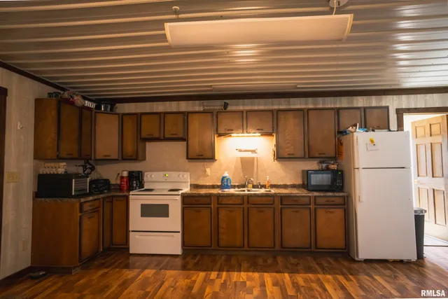 $489,000 | 1590 North Co Road 2980, Tennessee, IL 62374