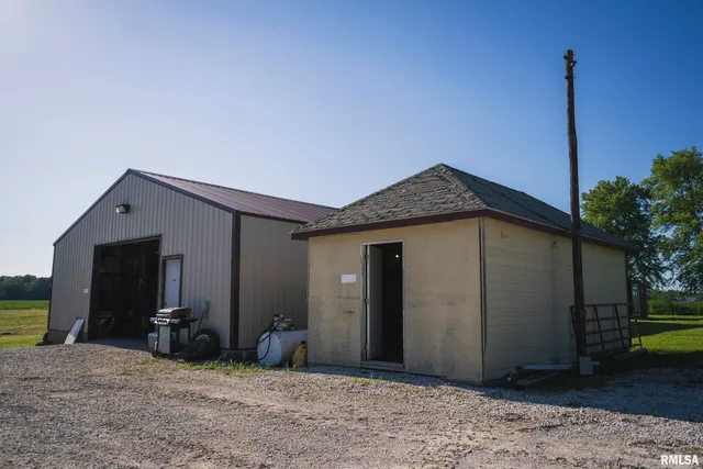 $489,000 | 1590 North Co Road 2980, Tennessee, IL 62374