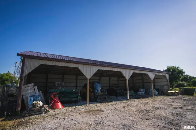 $489,000 | 1590 North Co Road 2980, Tennessee, IL 62374