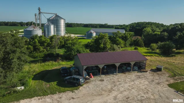 $489,000 | 1590 North Co Road 2980, Tennessee, IL 62374