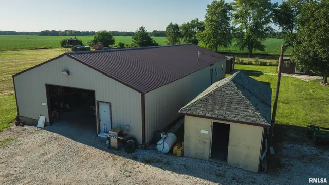 $489,000 | 1590 North Co Road 2980, Tennessee, IL 62374