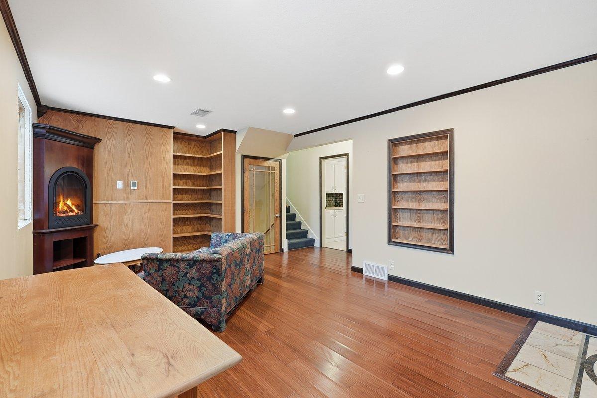 1015 West Maple Street River Falls, WI 54022 - Photo 14 of 32