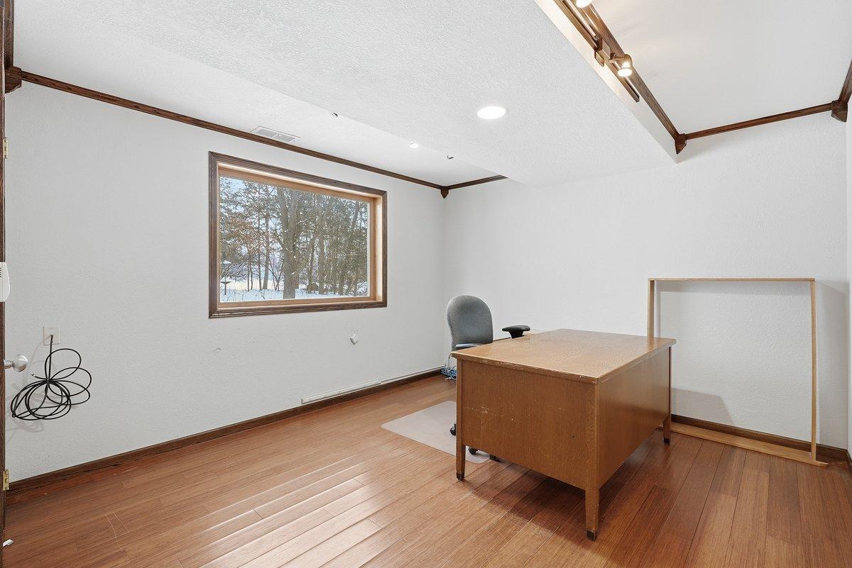 1015 West Maple Street River Falls, WI 54022 - Photo 20 of 32