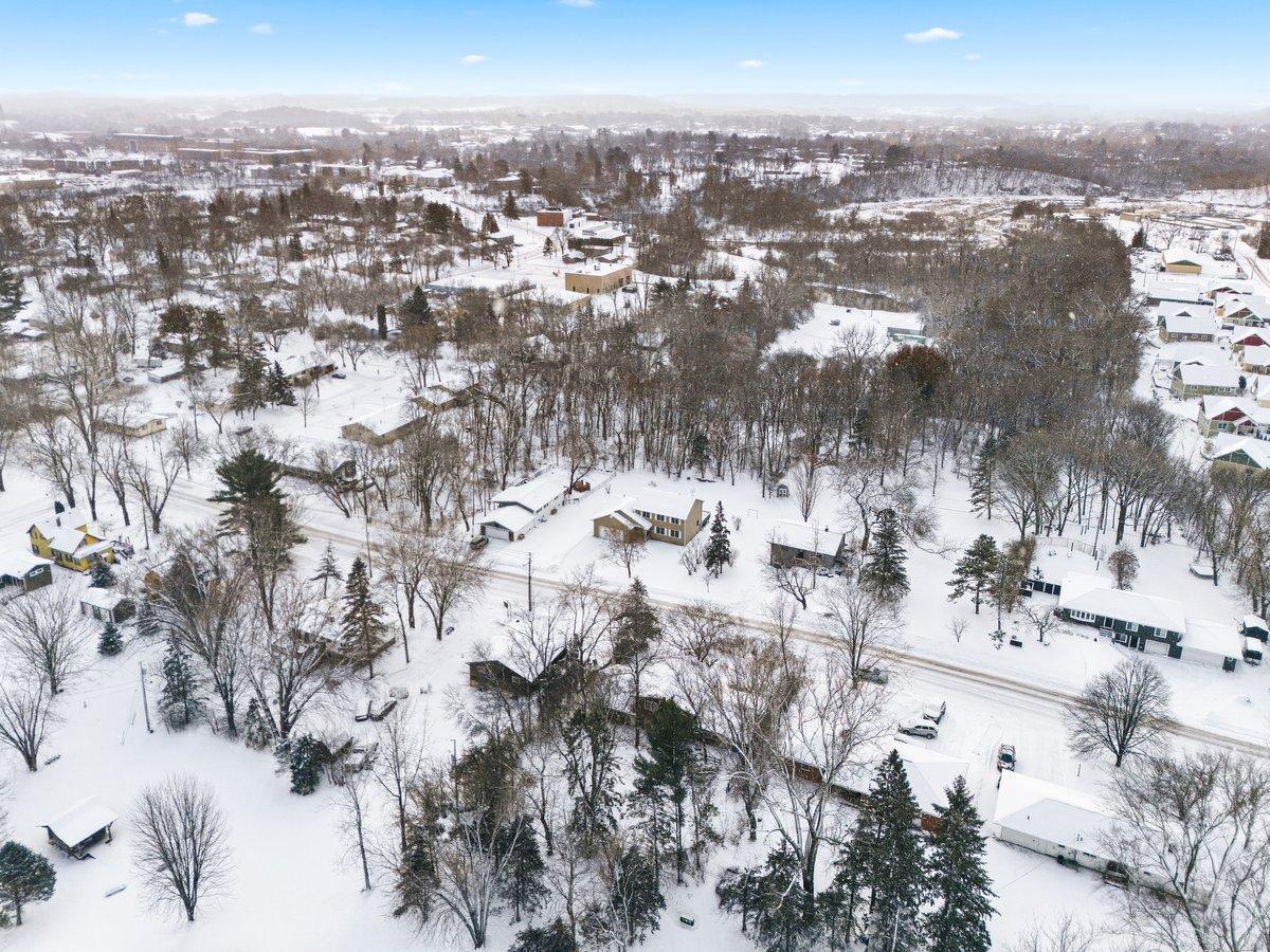 1015 West Maple Street River Falls, WI 54022 - Photo 30 of 32