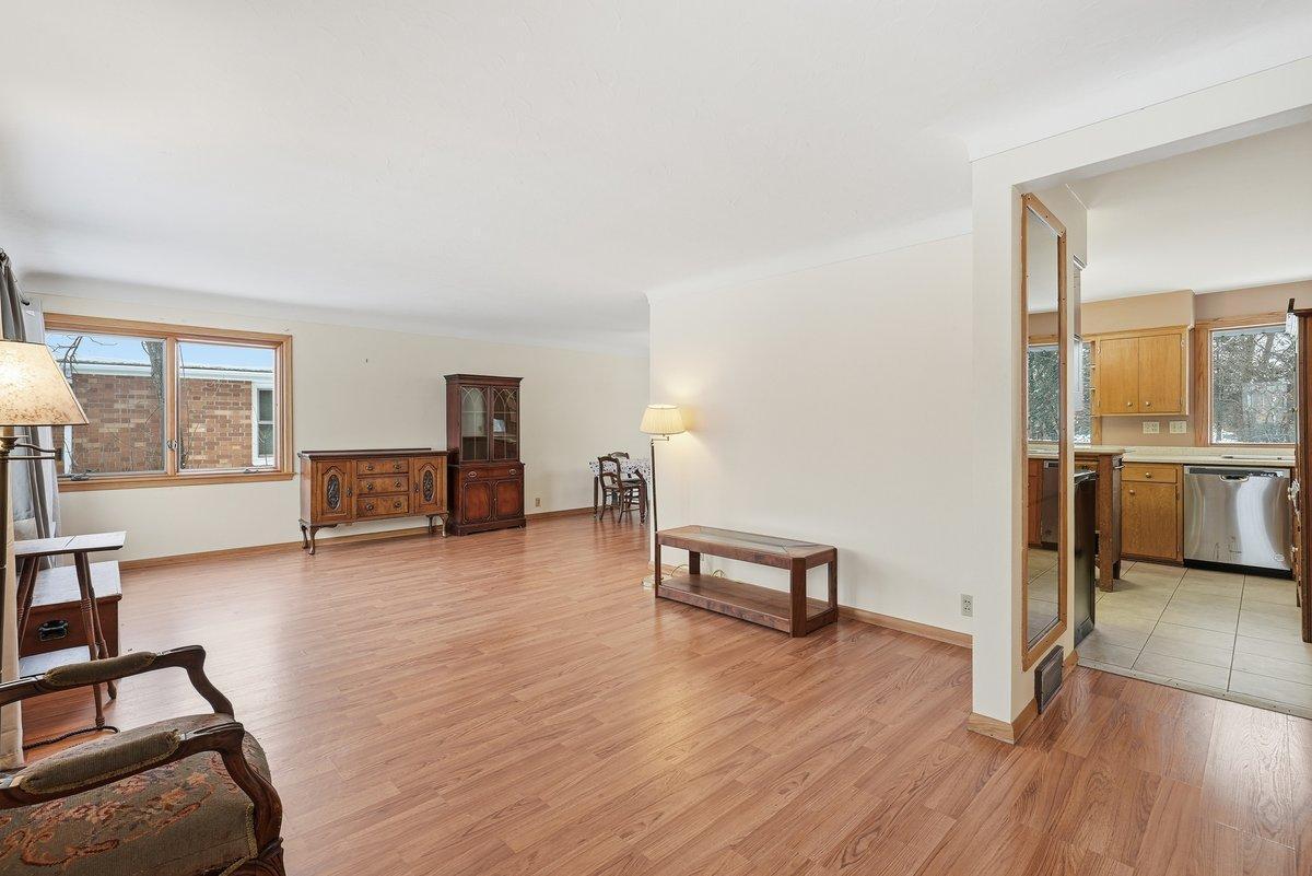 1015 West Maple Street River Falls, WI 54022 - Photo 5 of 32