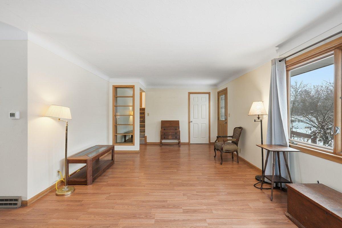 1015 West Maple Street River Falls, WI 54022 - Photo 7 of 32