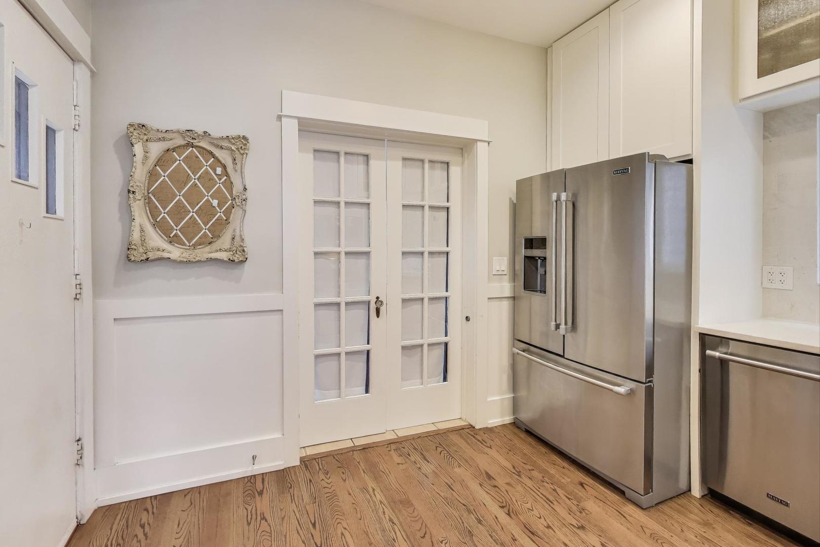 4633 West Grace Street Chicago, IL 60641 - Photo 11 of 35