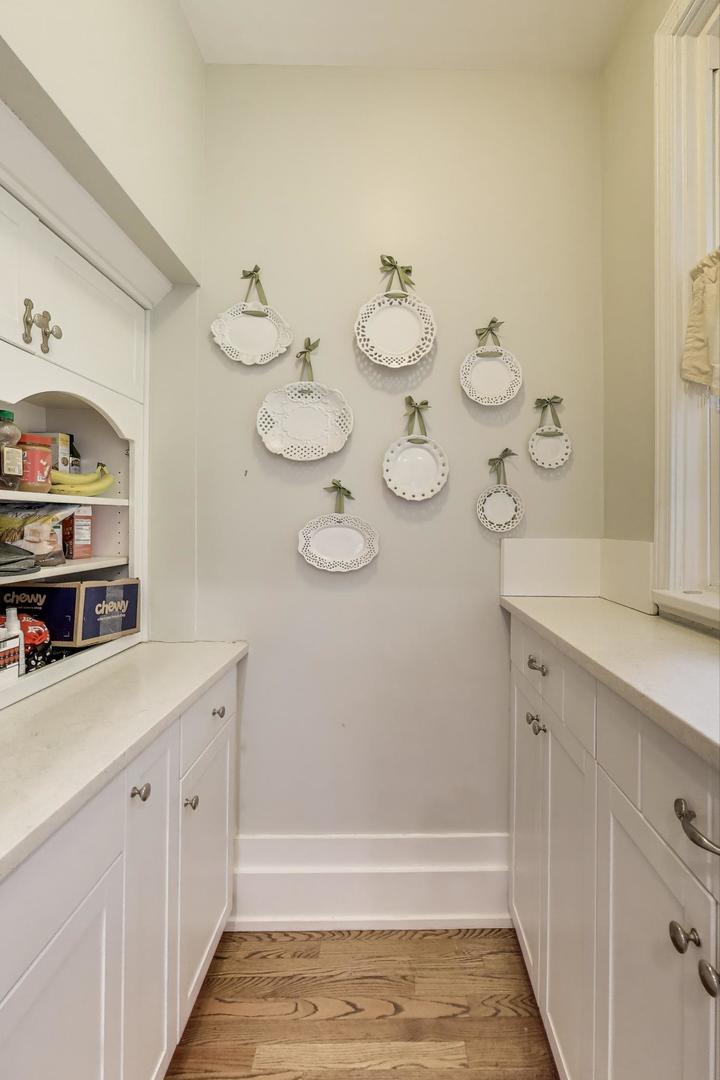 4633 West Grace Street Chicago, IL 60641 - Photo 13 of 35