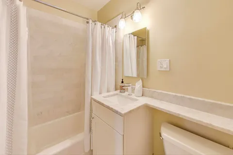 $589,900 | 4633 West Grace Street, Chicago, IL 60641