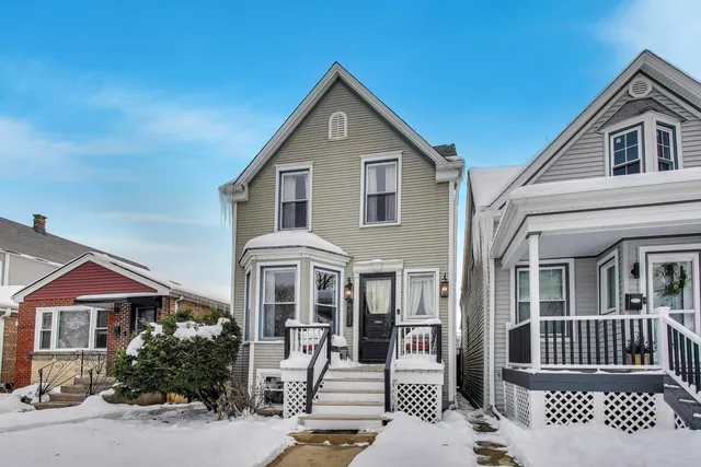 $589,900 | 4633 West Grace Street, Chicago, IL 60641