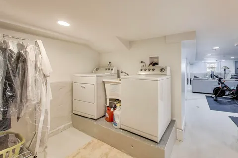 $589,900 | 4633 West Grace Street, Chicago, IL 60641