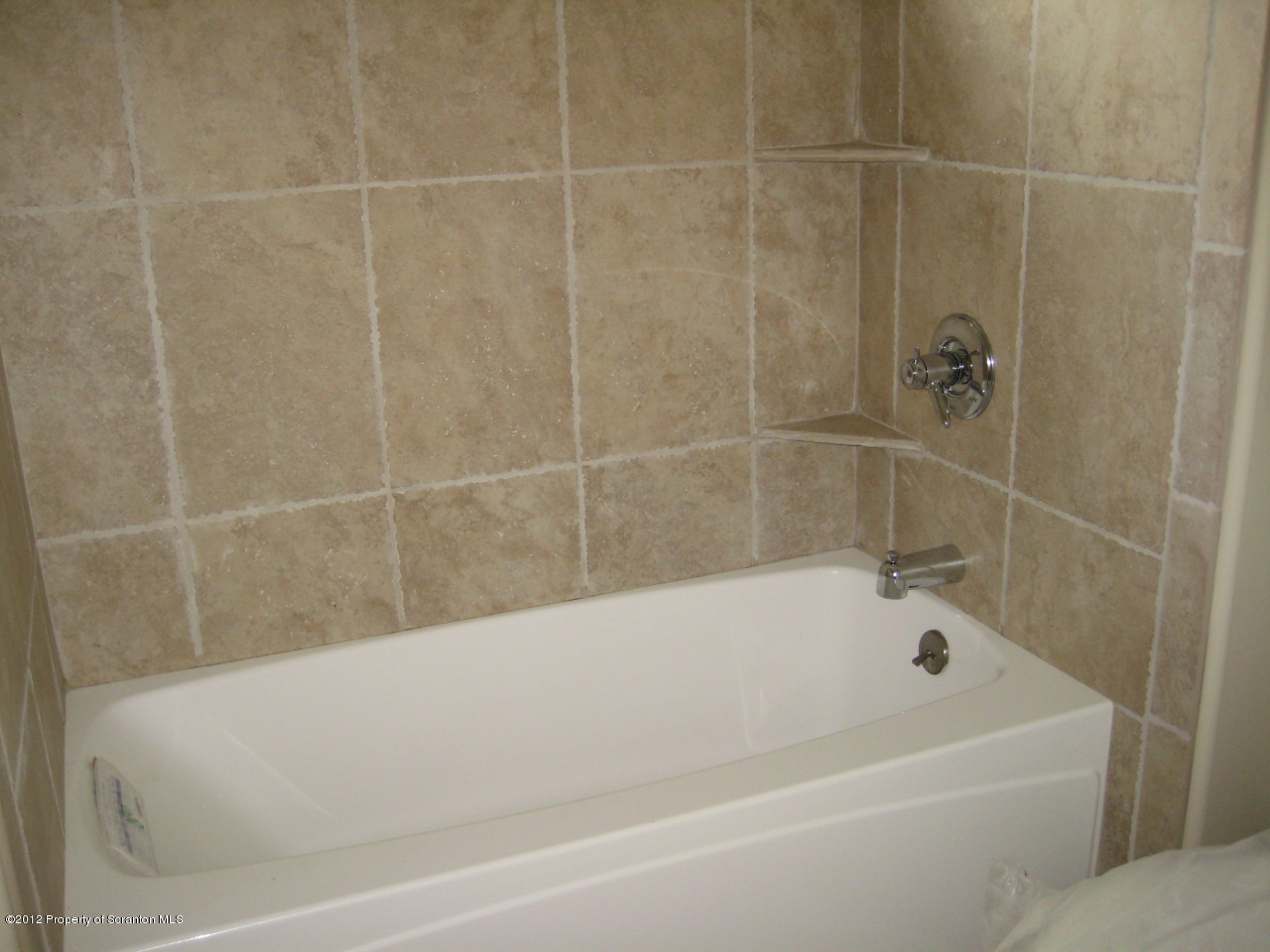 197 Carpenter Hill Road Clarks Summit, PA 18411 - Photo 16 of 26 bath