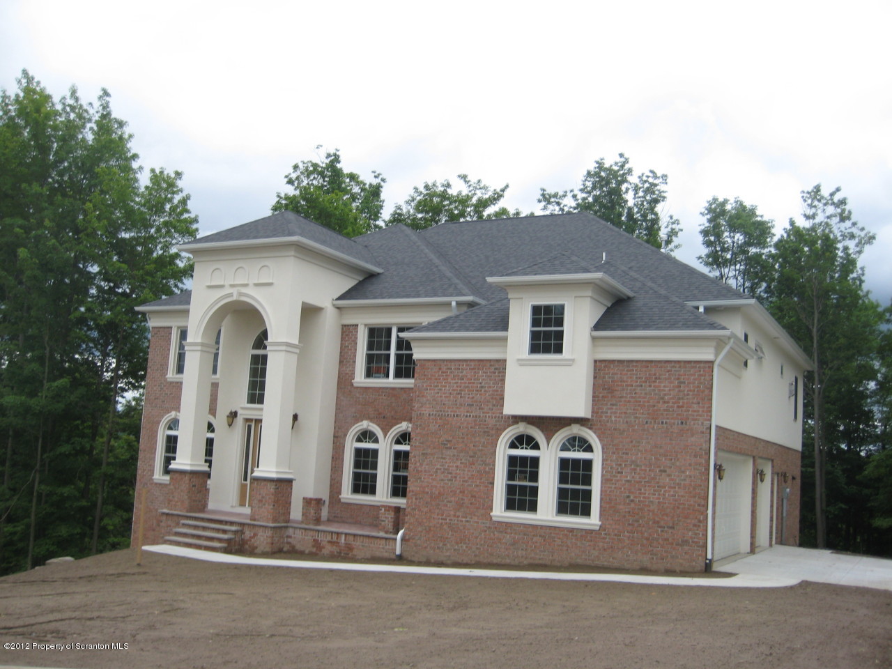 197 Carpenter Hill Road Clarks Summit, PA 18411 - Photo 2 of 26 front