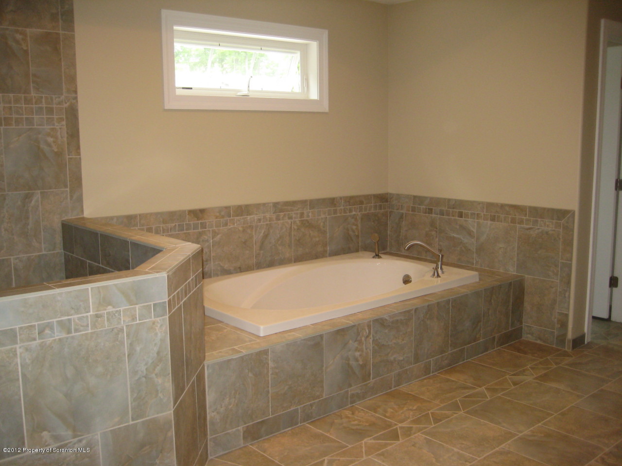 197 Carpenter Hill Road Clarks Summit, PA 18411 - Photo 21 of 26 master bath